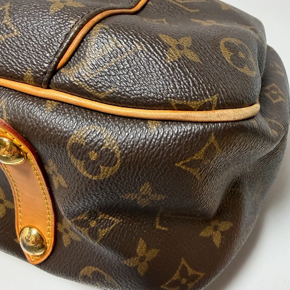 Louis Vuitton Galleria PM Monogram Shoulder Bag with COA - Picture 16 of 16